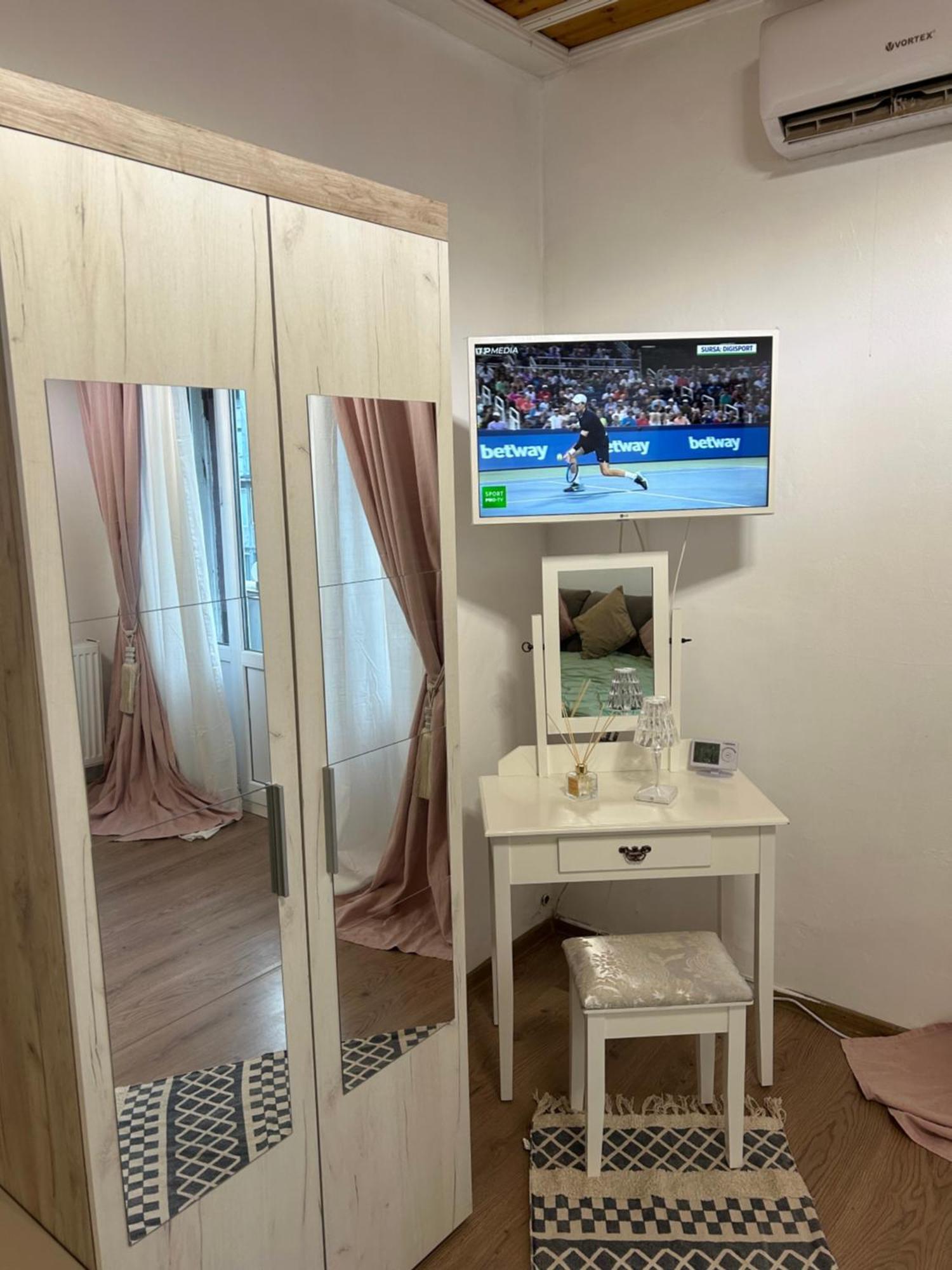 Panoramic Terace Victory Boutique Appartement Boekarest Buitenkant foto